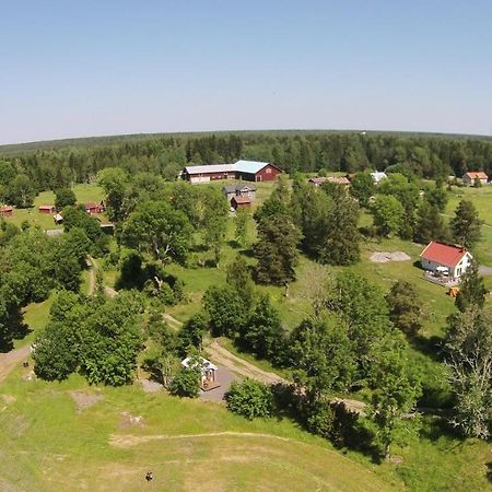 Liten Enklare Klimatsmart Stuga I Roslagen เอิสท์ฮัมมาร์ ภายนอก รูปภาพ