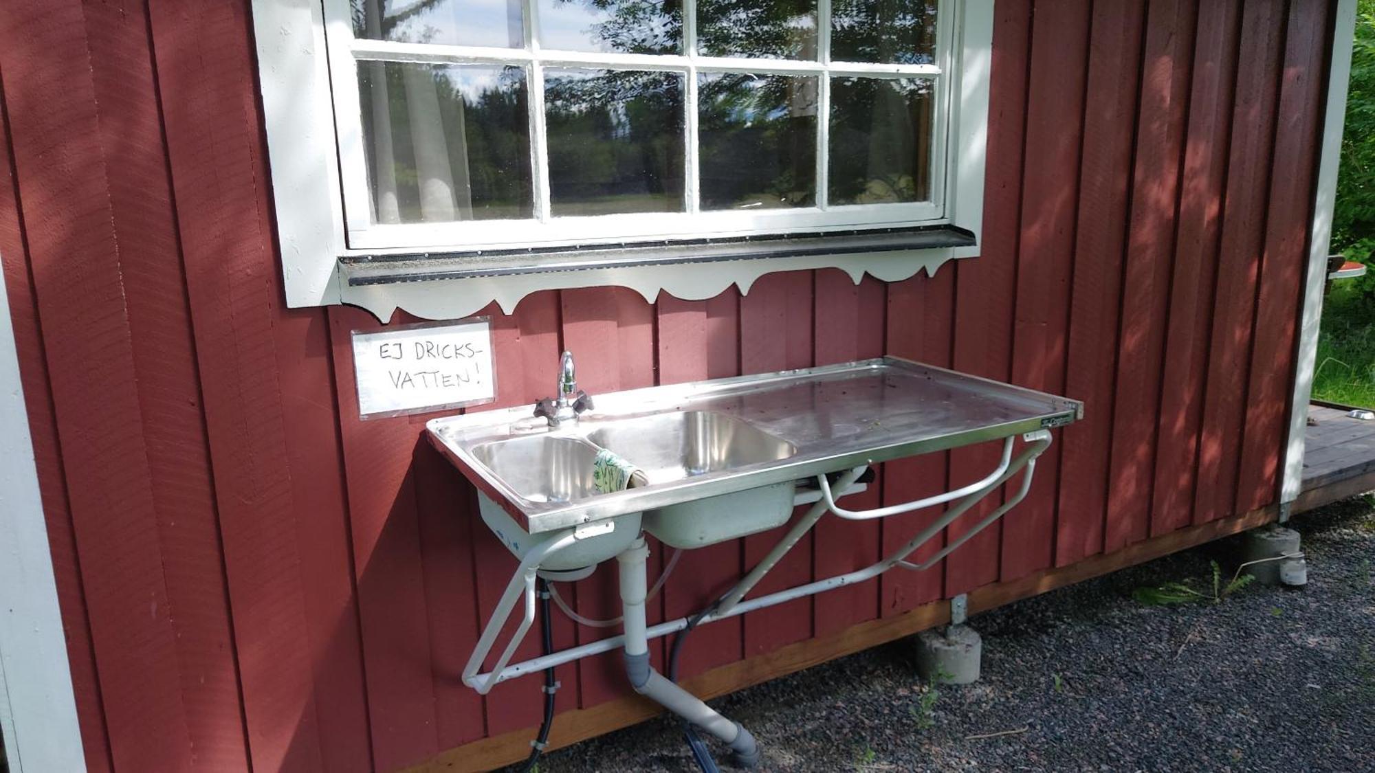 Liten Enklare Klimatsmart Stuga I Roslagen เอิสท์ฮัมมาร์ ห้อง รูปภาพ